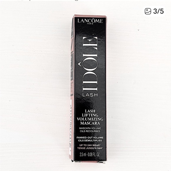 Lash Idôle Volumizing Mascara - Black Travel Size - Picture 2 of 8